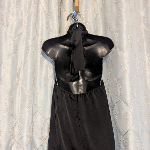 Banana Republic Elegant Black Halter Top - Medium - Picture 3 of 5